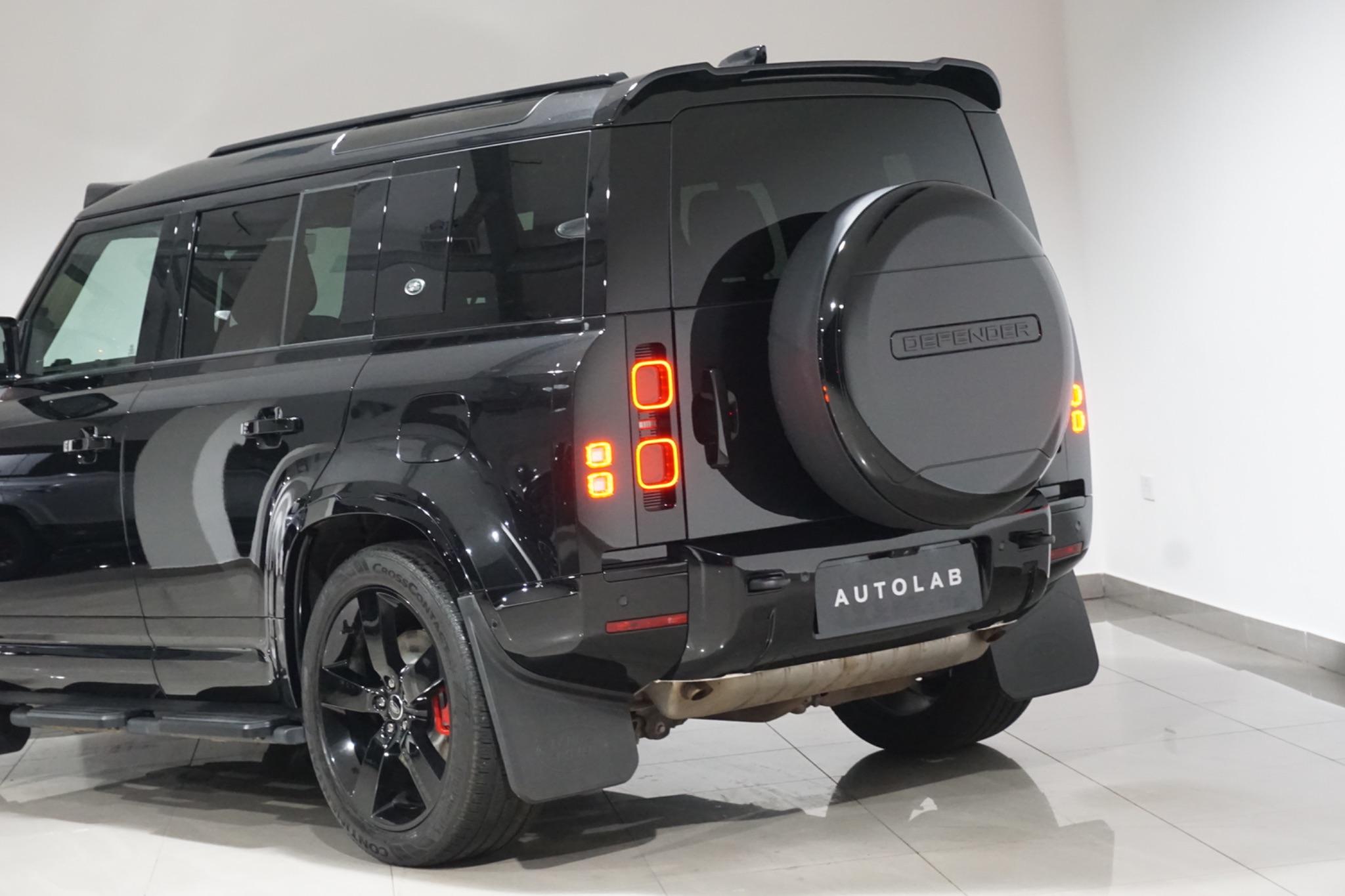 Land Rover Defender 110 2.0 P400e 15.4kWh X-Dynamic HSE Auto 4WD Euro 6 (s/s) 5dr
